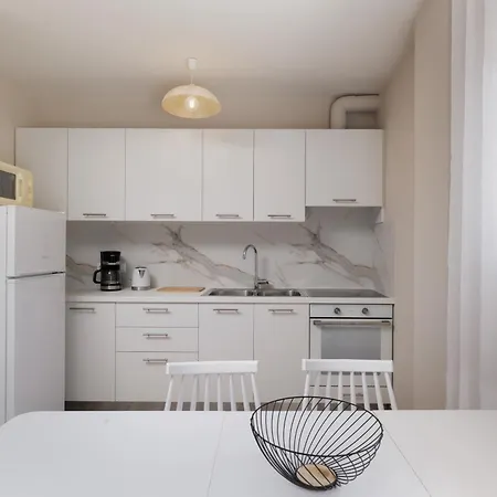 Apartment Sundial House *